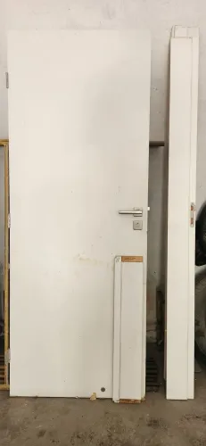 PORTA LAMINADA BRANCA REFORÇADA