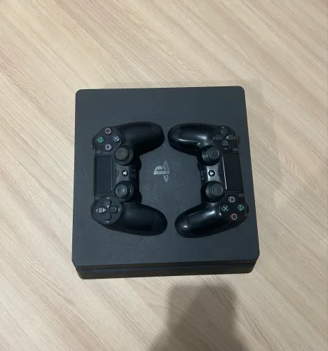 PlayStation 4 slim