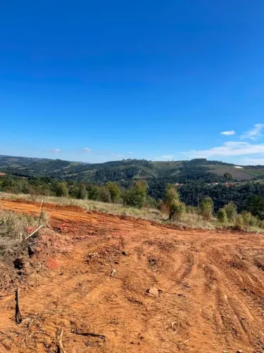 Oportunidade em Ibiúna: Terrenos de 500m² em Condomínio Fechado