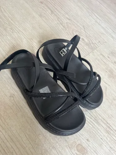 Sandália moleka preta