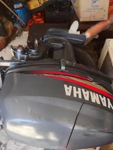 Motor de popa Yamaha 25 Hp 
