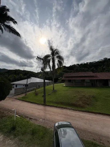 Aluga-se casa em Gaspar, bairro Gaspar Alto, 2 quartos