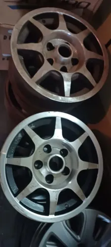 Jogo de Rodas aro 14 5 furos
