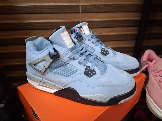 Nike Jordan 4