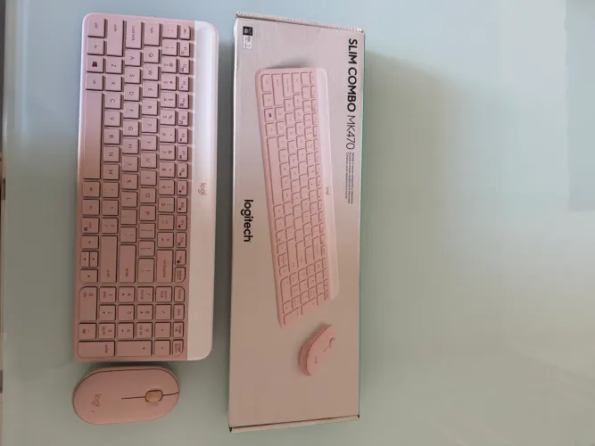 Kit Teclado e Mouse Logitech MK470 - Novo/Usado
