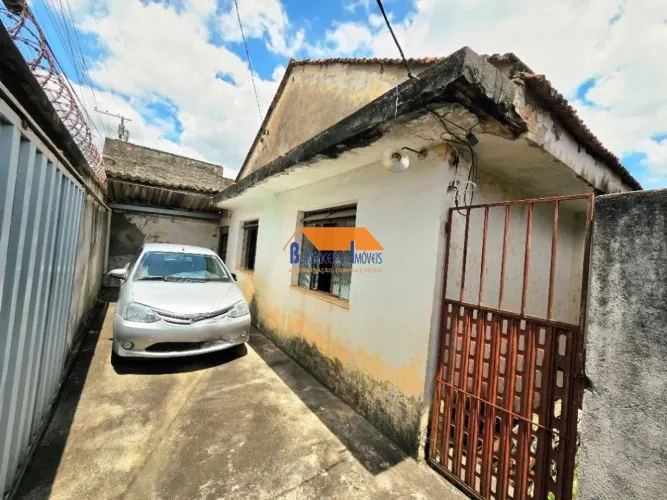 casa de 3 quartos, Bairro Aparecida em Belo Horizonte