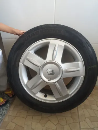 Roda modelo Sandero Tech Run