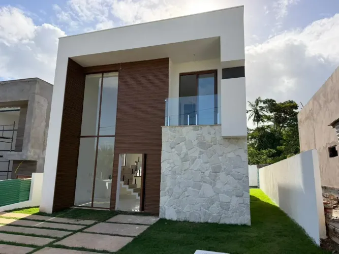 Casa com 4 quartos à venda em condomínio fechado
