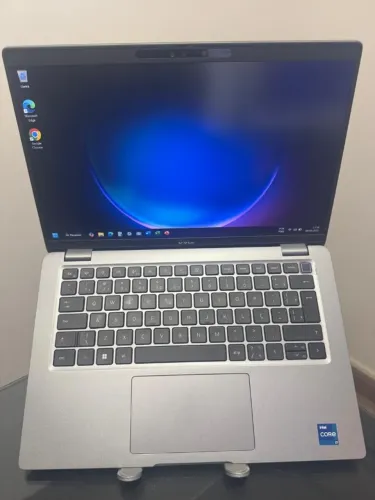 Notebook Dell Latitude - i7 - 12º - SSD512GB NVme - 16 GB Ram - Intel Graphics - 14P