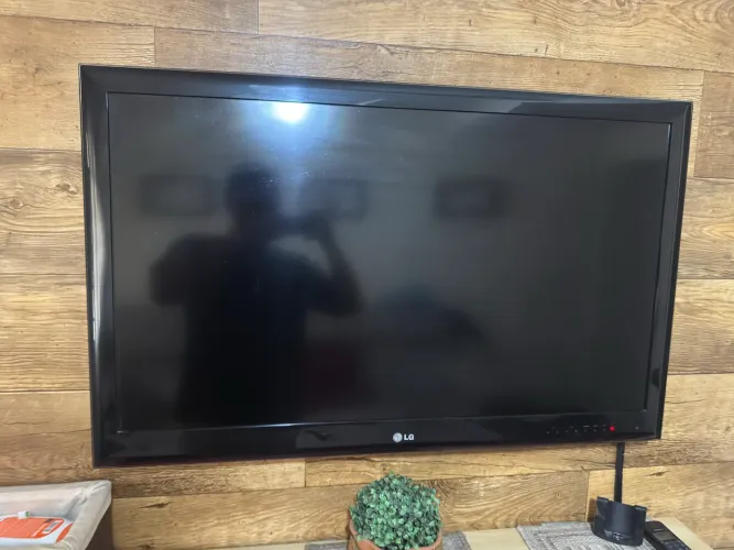 TV LG 42 POLEGADAS 42LE5300