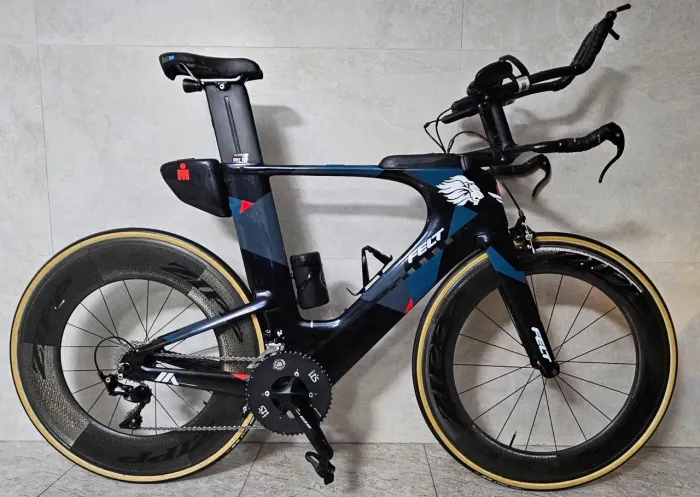Felt IAx Advanced 2023 + Rodas Zipp Carbono | Bike de Triathlon - PRONTA PRA PROVA