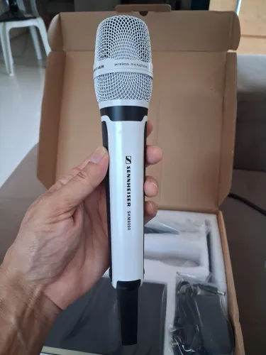 Microfone Sennheiser duplo sem fio
