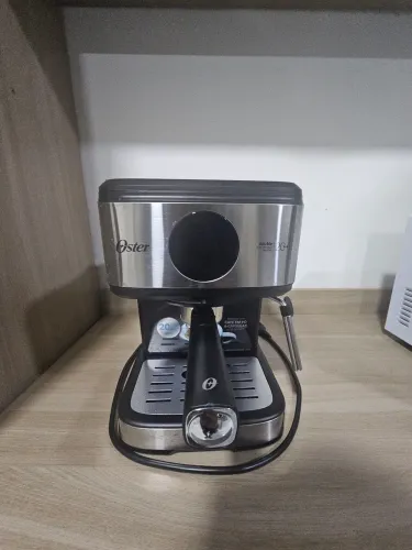 ?Cafeteira Espresso Oster Double Digital 20 Bar (Pó e Cápsula)-220v