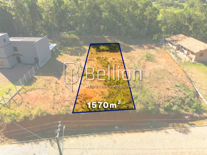 Terreno com 1.570m² em Rodeio  Espaço, Localização e Excelente Potencial!
