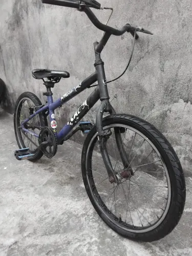 Bicicleta Caloi Power Aro 20 - Azul/Preta (Usada/Bem Conservada)