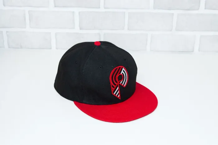 Boné portland new era