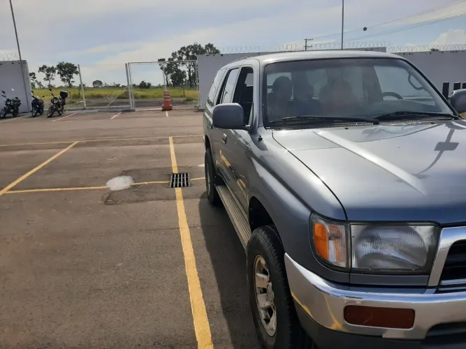 Toyota Hilux SW4 4X4 3.0 8V TB Diesel 1997