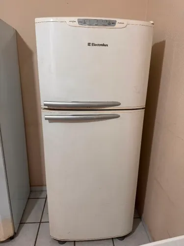 Geladeira Electrolux Frost Free Premium