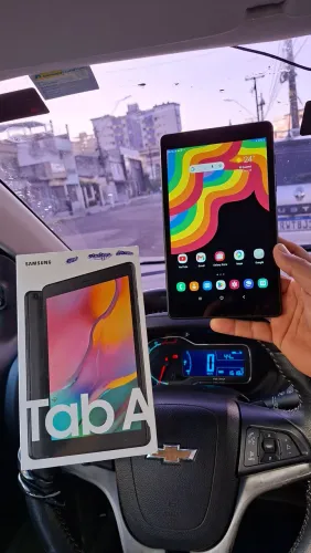Tablet Na Caixa Samsung Tab A 8 polegadas chip 4G faz ligacao 32Gbs (Act cartao)