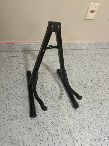 Suporte tonante para violão