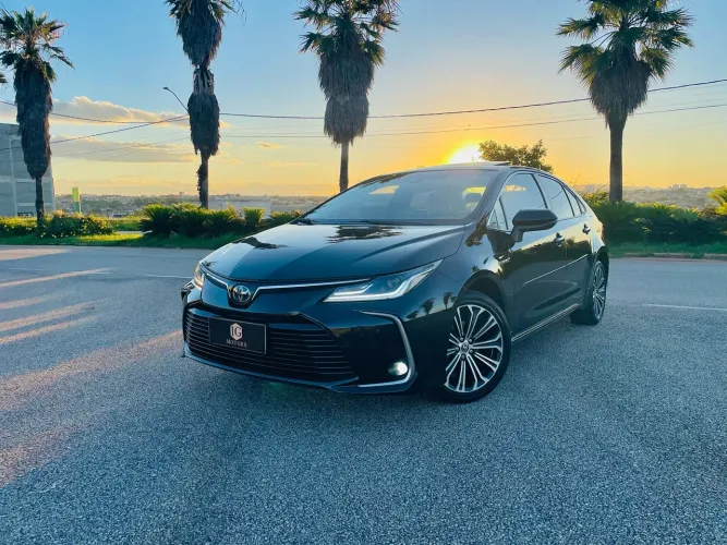 Toyota Corolla Altis Prem. Hybrid 1.8 Flex AUT 2023