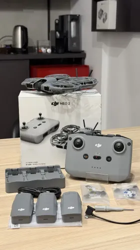 Drone DJI Neo 2 Fly More + Controle sem tela - Seminovo | Loja física | Em até 18x