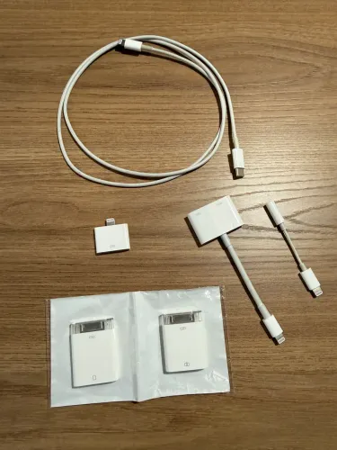 Cabos e adaptadores Lightning iPhone e iPad