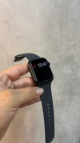 Apple Watch Séries 8 45mm seminovo (90 dias de garantia) (LOJA FÍSICA)