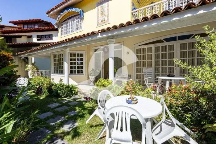 Casa com 4 dormitórios à venda, 357 m² por R$ 1.490.000- Condomínio UBA V- Pendotiba - Nit