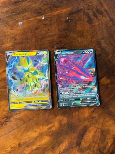 Combo cartas Pokémon zeraora V e eternatus V