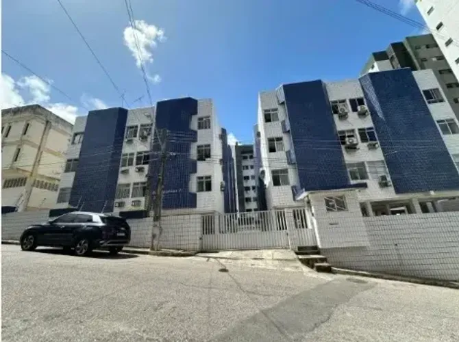 Oferta!! Apartamento 2/4 - 72m - Edifício Montana 2 - Barro Vermelho - Próx Prudente de Mo