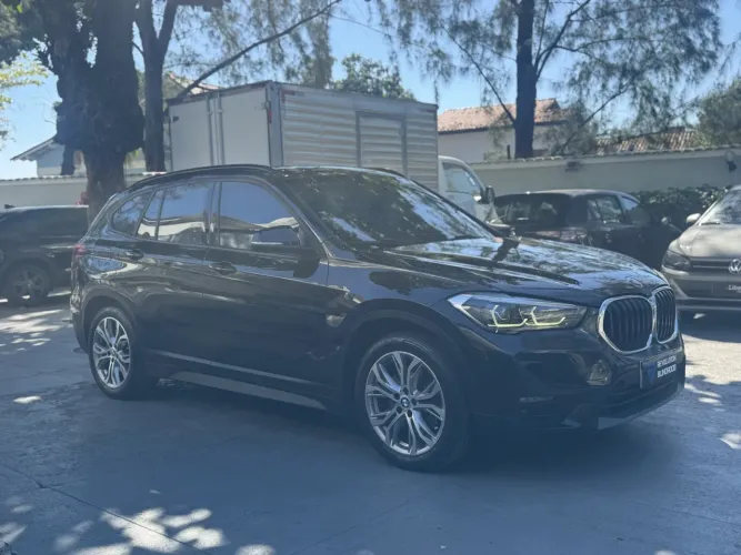 BMW X1 Sdrive 20I X-line 2.0 TB Active Flex 2021