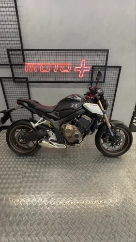 Cb 650r 2023 impecável