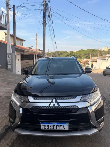 Mitsubishi Outlander Comfort 2.0 16V Aut. 2018