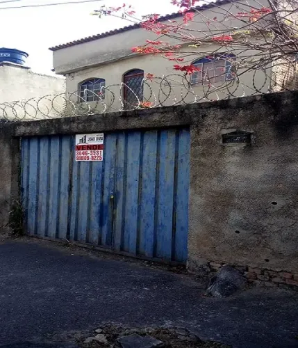 Imóvel para venda possui 360 metros quadrados em Camargos - Belo Horizonte - MG