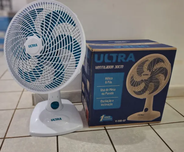 Ventilador de Mesa Mondial Ultra V-30-6P 30cm com 6 Pás e 3Velocidades - Branco/Azul