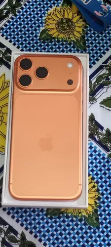 IPHONE 17 PRO MAX DE 256GB DE MEMÓRIA ZERADO CHAMA...