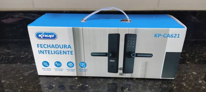 Fechadura digital inteligente com biometria e senha