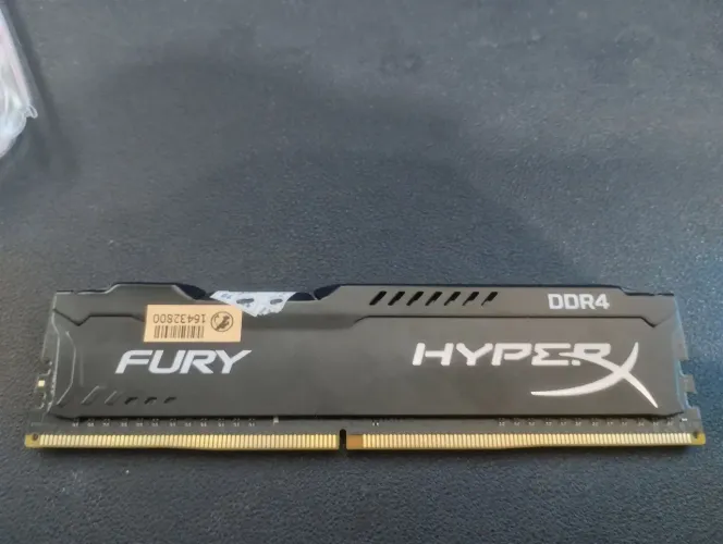 Memória RAM DDR4 8GB 