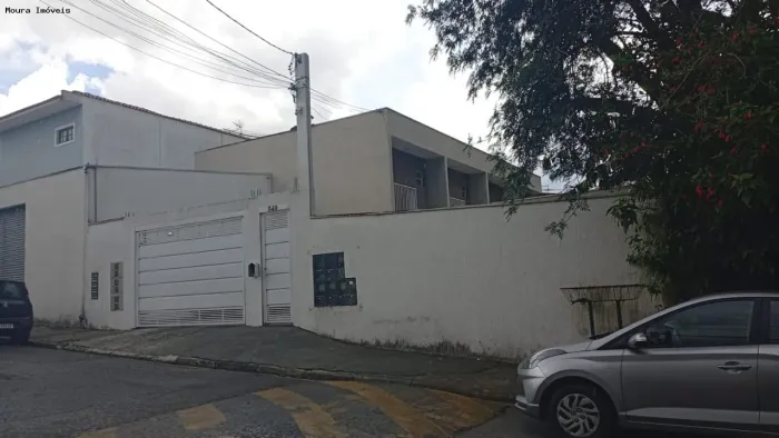 Sobrado para Locação em Poá, Jardim Medina, 2 dormitórios, 2 banheiros, 1 vaga