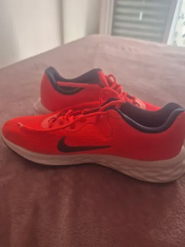 TÊNIS NIKE FEMININO 37 USADO UMA ÚNICA VEZ