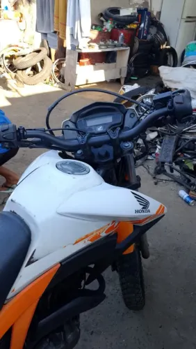 Honda NXR Bros 160 - 2017/2018 - R$ 12.500