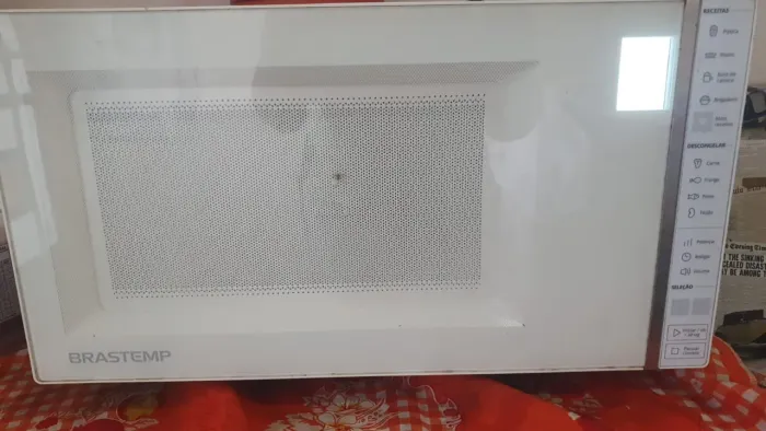 MICRO-ONDAS BRASTEMP MODELO BMS45CBBNA 32 LITROS 