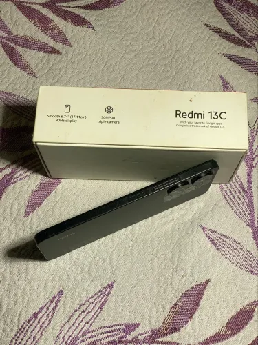 Vende-se Xiaomi 13 c