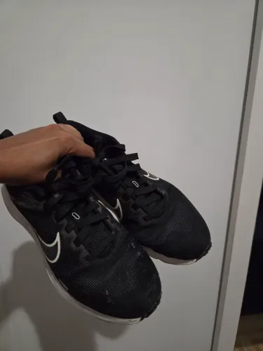 Tenis nike downshifter