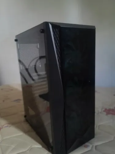 Gabinete Gamer Mid Tower