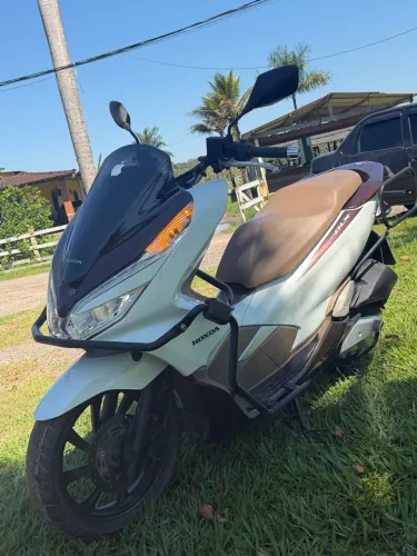 PCX 150 DLX 2022