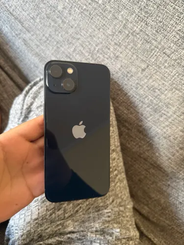 iPhone 13 128GB R$1.600 