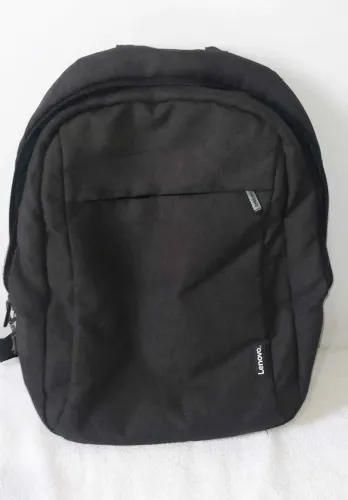Mochila Lenovo B210 para laptop / notebook  