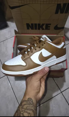 Nike dunk low- 42,